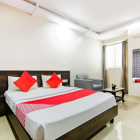 Hotel Central Suites 班加罗尔 外观 照片